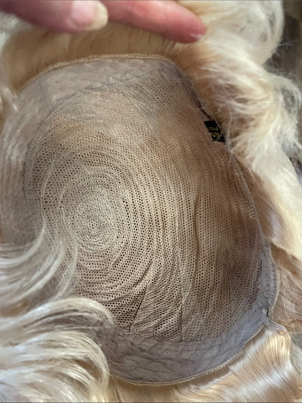 100% human hair Ash-Blonde Chic Short Layered Cut